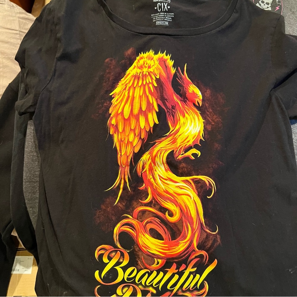 Beautiful Disaster P4 tee XXL